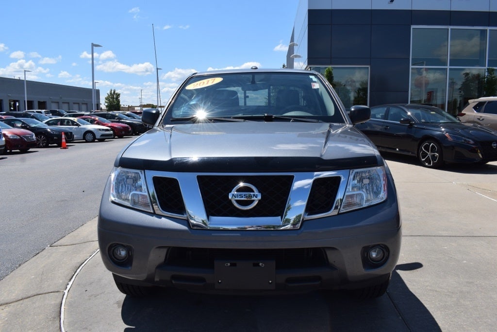 Used 2017 Nissan Frontier SV with VIN 1N6DD0ER8HN763635 for sale in Avon, IN